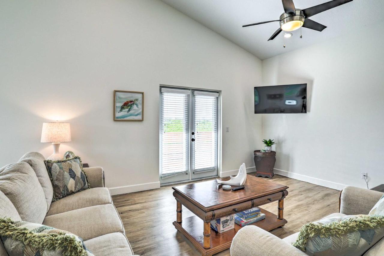Tampa House With Patio, Near Downtown And Beaches! Buitenkant foto